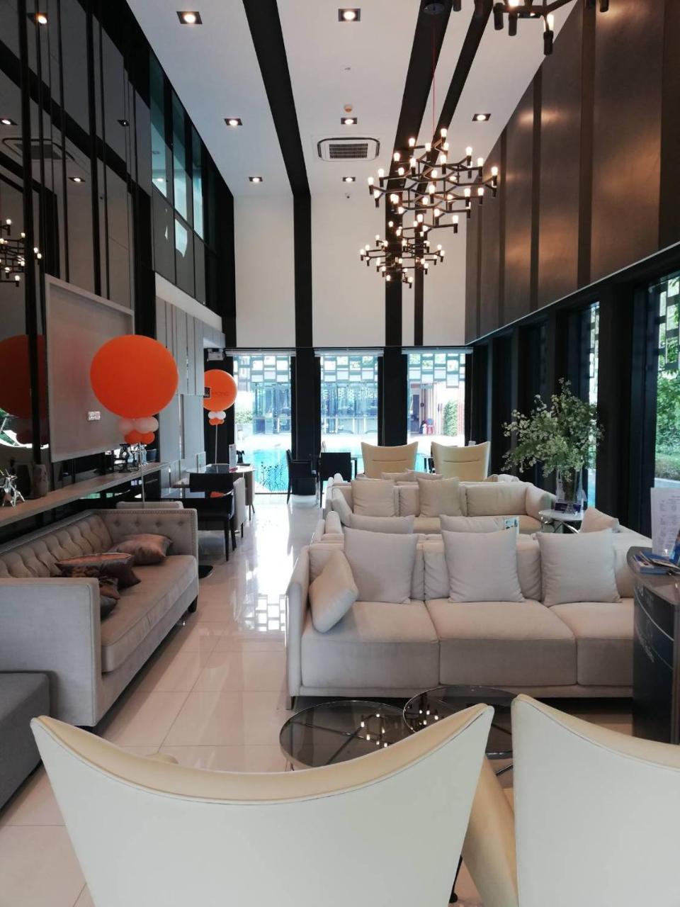 Niche Mono Sukhumvit 50 By Ariva Hotel Bangkok Exterior foto