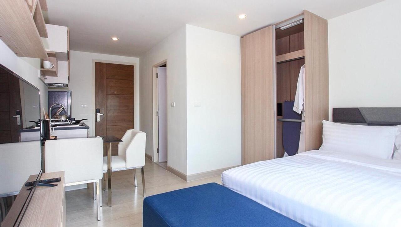 Niche Mono Sukhumvit 50 By Ariva Hotel Bangkok Exterior foto